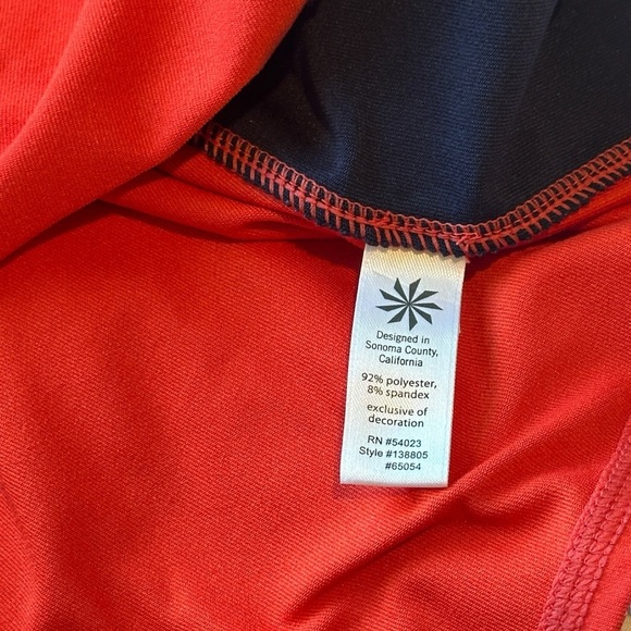 Athleta Running Wild Colorblock Long Sleeve Half Zip Pullover Red/Navy Small - Picture 6 of 6